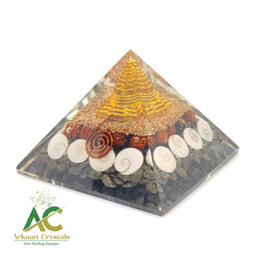 Laxmi with Money Magnet Natural Crystal Chips Orgonite Pyramid